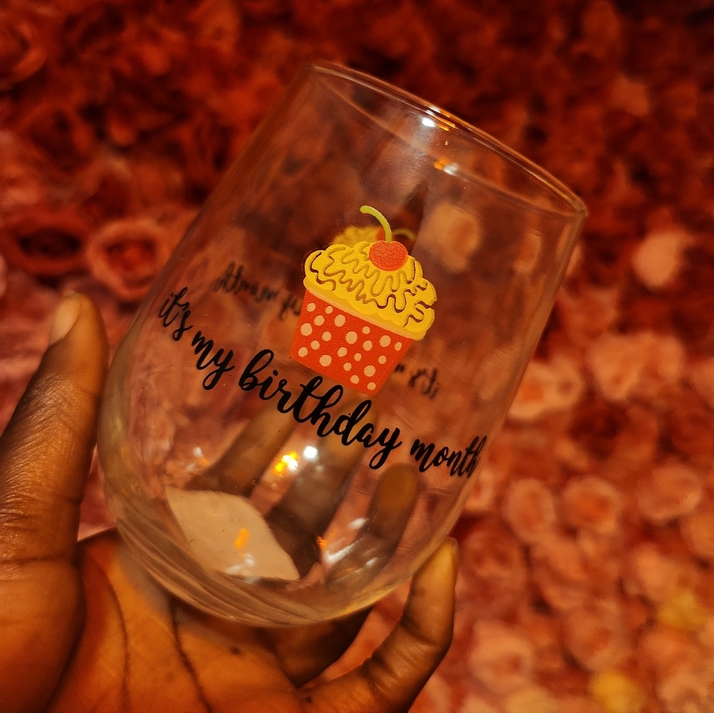 Birthday Month Wine Glass with Cupcake Design